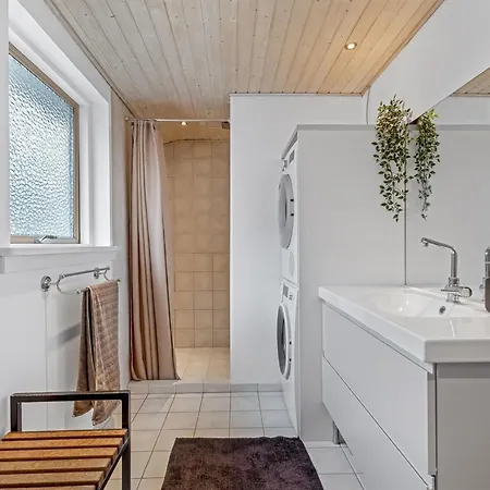 Janna - 200m From The Sea By Interhome Semesterbostad