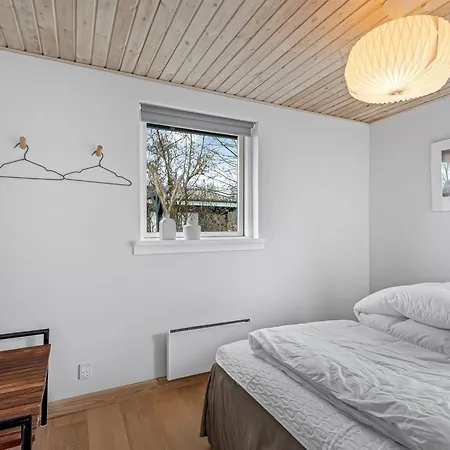Janna - 200m From The Sea By Interhome